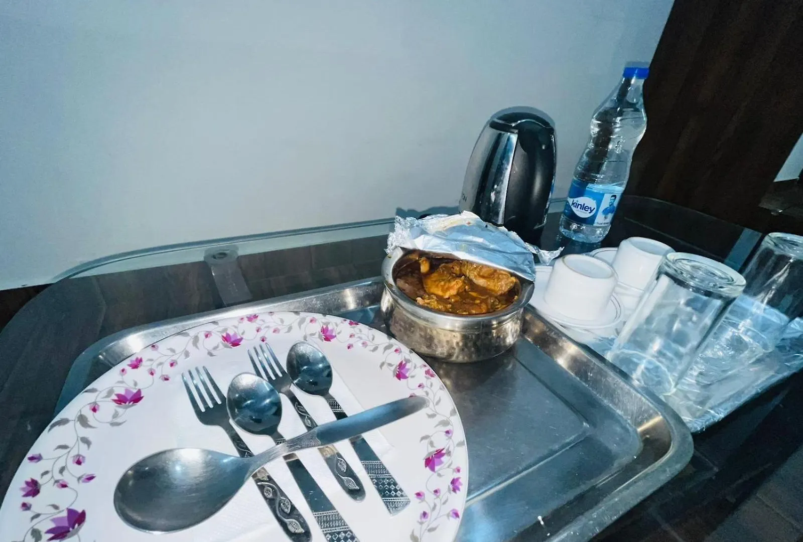 Hotel Badal Inn - Safdarjung Enclave New Delhi Apartment